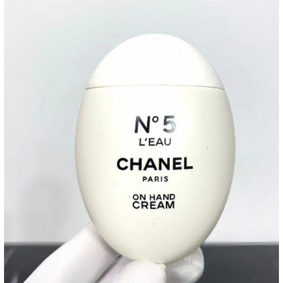 Chanel N°5 L'EAU On Hand Cream